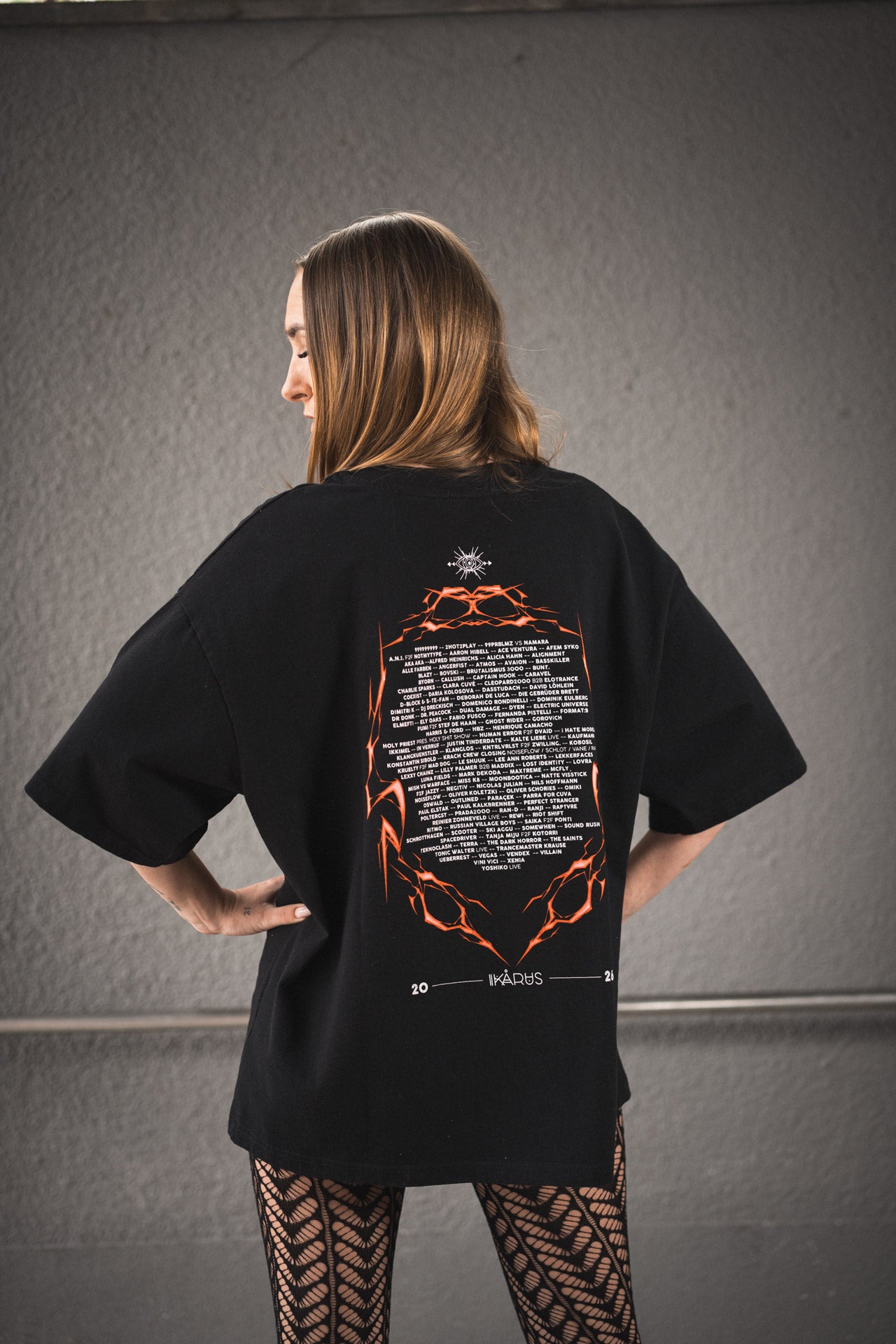 IKARUS Line-Up Oversized Tee — Blackout Edition